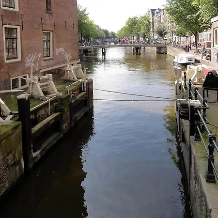 The Orange Canals Suite