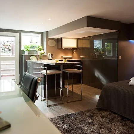 The Orange Canals Suite Amsterdam
