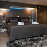 The Orange Canals Suite - Bed & Breakfast
