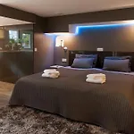 Panzió The Orange Canals Suite - Bed & Breakfast 4*